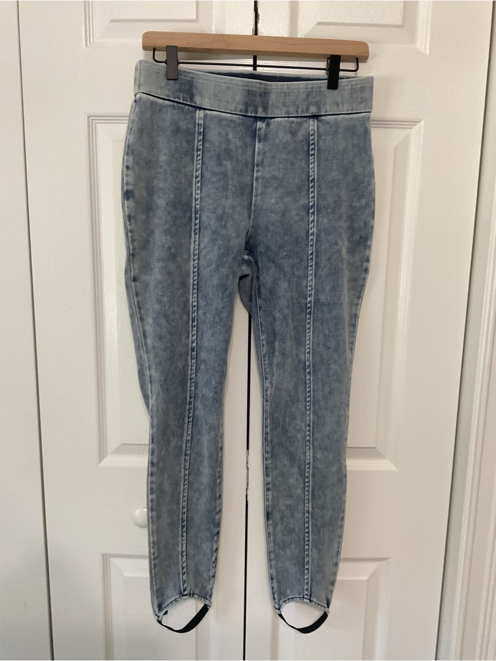 Logo  medium acid Wash Seam-Front Stretch Jeans